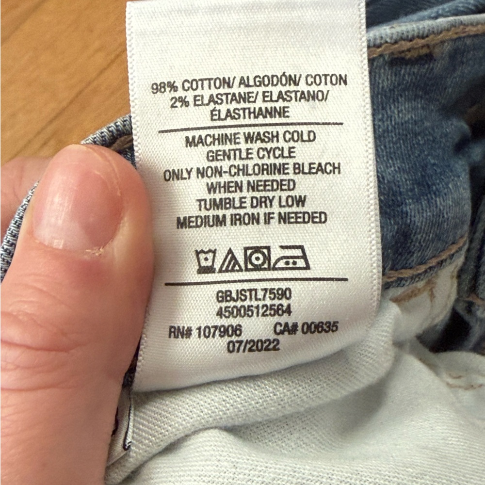 Hudson Jeans KASS high rise raw edge ankle jeans - EUC - Picture 7 of 10